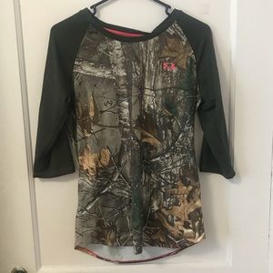 Under Armour camo print heat gear women’s top
